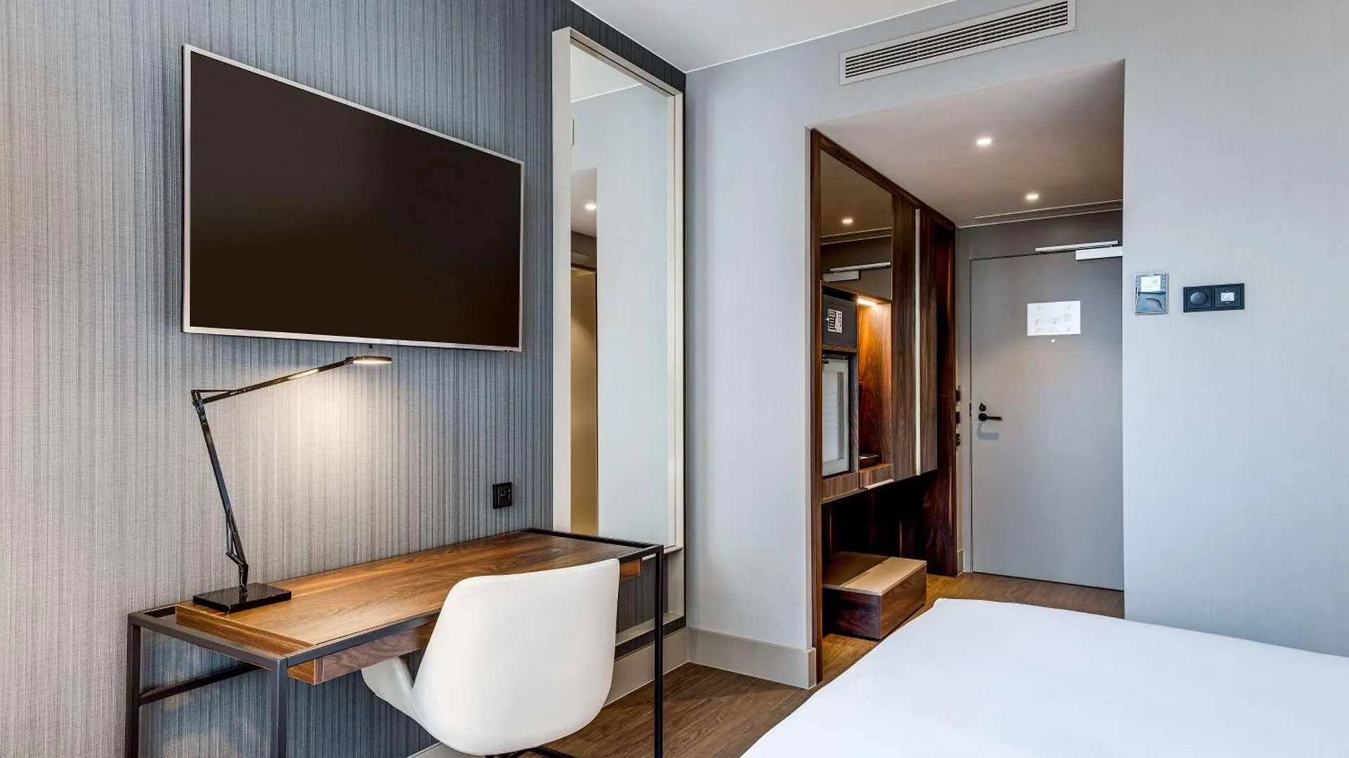 Nh Collection Antwerp Centre Hotel 4*,  Bélgica